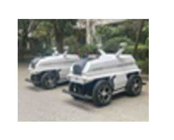 功能型無(wú)人車（室外實(shí)驗(yàn)）